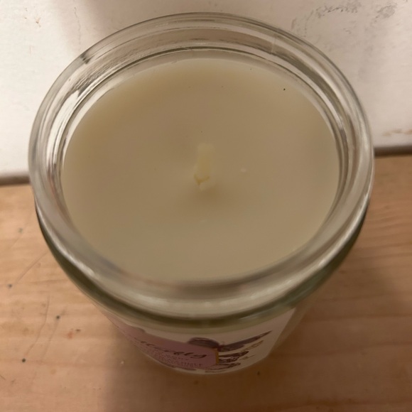 Bath & Body Works Purple and Gold Candle - Picture 2 of 2